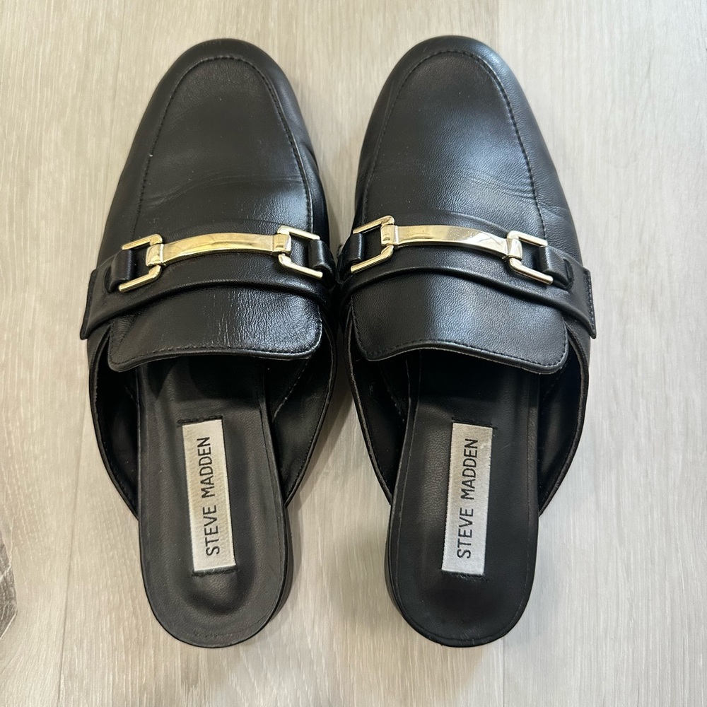 Steve Madden Flats/Mules 7.5